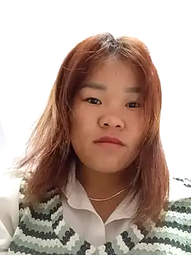 Snapshot of sukabae00 chatting on 10/29/25, 11:39 sukabae00 online show from 10/29/25, 11:39