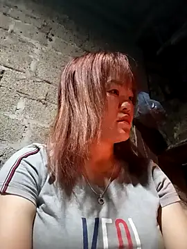 Snapshot of sukabae00 chatting on 10/31/25, 12:50 sukabae00 online show from 10/31/25, 12:50