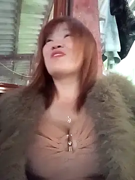 Snapshot of sukabae00 chatting on 11/03/25, 03:52 sukabae00 online show from 11/03/25, 03:52