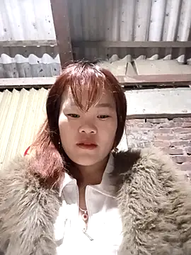 Snapshot of sukabae00 chatting on 11/04/25, 11:53 sukabae00 online show from 11/04/25, 11:53