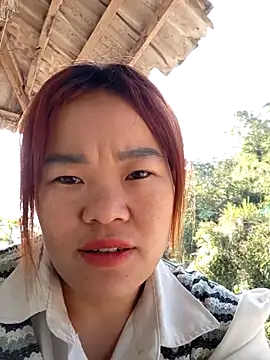 Snapshot of sukabae00 chatting on 11/27/25, 02:02 sukabae00 online show from 11/27/25, 02:02