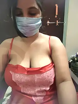 Snapshot of Lusty-radhika chatting on 10/12/25, 02:05 Lusty-radhika online show from 10/12/25, 02:05