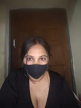 Snapshot of Lusty-radhika chatting on 07/09/26, 11:53 Lusty-radhika online show from 07/09/26, 11:53