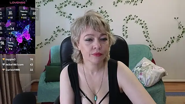Snapshot of Rosette_Pricky chatting on 07/16/26, 02:12 Rosette Pricky online show from 07/16/26, 02:12