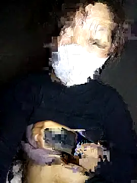 Snapshot of qychiu chatting on 11/12/25, 08:37 qychiu online show from 11/12/25, 08:37