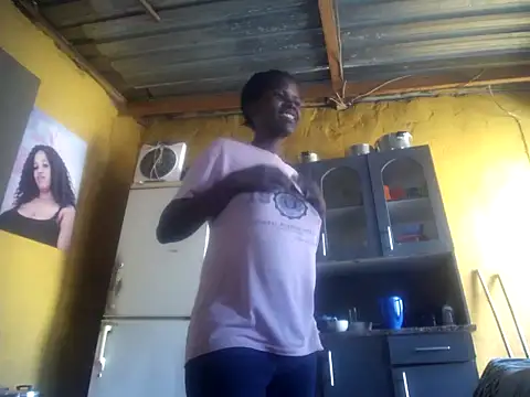 Caramelchick01 online show from 11/19/25, 06:46