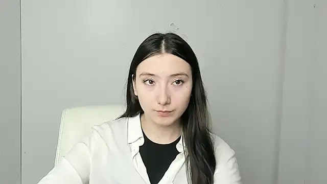 ScarlettVibe  online show from 10/17/25, 05:32