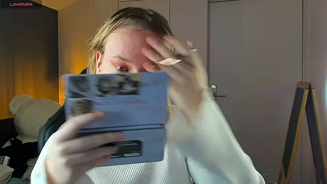 Snapshot of Amanda_Butlerr chatting on 11/13/25, 10:25 Amanda Butlerr online show from 11/13/25, 10:25