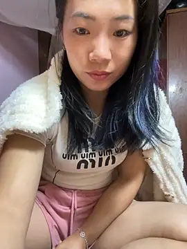 Snapshot of AAANINE22 chatting on 10/27/25, 08:18 AAANINE22 online show from 10/27/25, 08:18