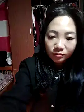 Snapshot of AAANINE22 chatting on 10/28/25, 01:20 AAANINE22 online show from 10/28/25, 01:20