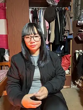 Snapshot of AAANINE22 chatting on 10/28/25, 01:25 AAANINE22 online show from 10/28/25, 01:25