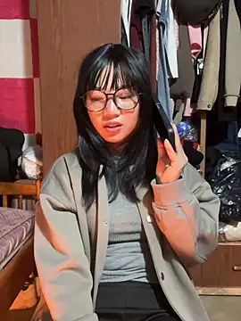 Snapshot of AAANINE22 chatting on 10/29/25, 06:15 AAANINE22 online show from 10/29/25, 06:15