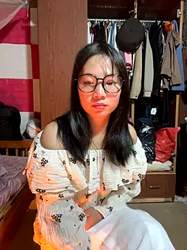 Snapshot of AAANINE22 chatting on 10/30/25, 06:59 AAANINE22 online show from 10/30/25, 06:59