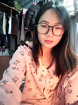 Snapshot of AAANINE22 chatting on 11/12/25, 01:28 AAANINE22 online show from 11/12/25, 01:28