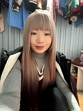 Snapshot of AAANINE22 chatting on 11/27/25, 06:37 AAANINE22 online show from 11/27/25, 06:37