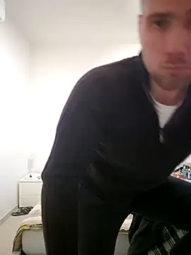 mrlyuis online show from 11/18/25, 03:27