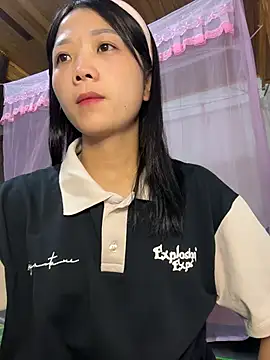 thaoyeuuu online show from 10/24/25, 11:50