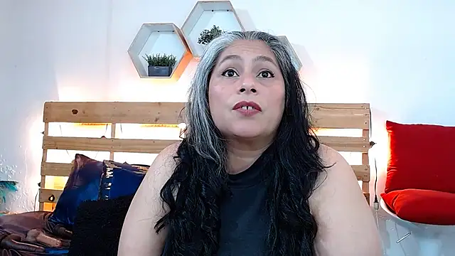 sheila reeves2772 online show from 10/10/25, 05:34