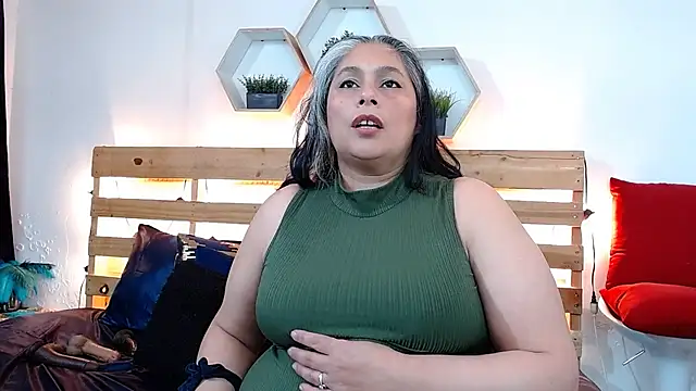 sheila reeves2772 online show from 10/15/25, 04:29