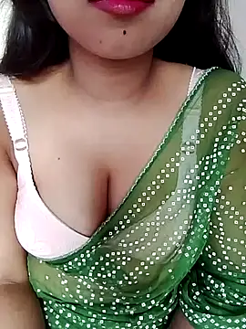 Snapshot of angel_tisha07 chatting on 10/01/25, 10:43 angel tisha07 online show from 10/01/25, 10:43