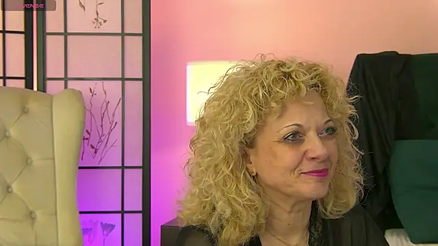 NiaMalkova online show from 10/02/25, 04:47