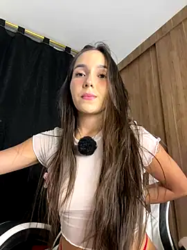 Snapshot of Scarlett05 chatting on 10/07/25, 01:03 Scarlett05 online show from 10/07/25, 01:03