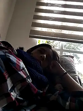 Snapshot of MiaAmore_ chatting on 09/14/25, 03:00 MiaAmore  online show from 09/14/25, 03:00