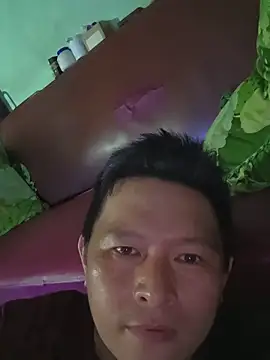 Snapshot of Kieutrinh chatting on 06/13/26, 06:33 Kieutrinh online show from 06/13/26, 06:33