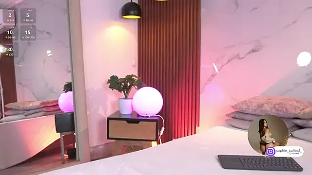 Snapshot of SophieCollins_1 chatting on 03/03/26, 11:49 SophieCollins 1 online show from 03/03/26, 11:49