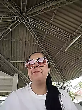 Nahomi 04 online show from 10/23/25, 05:33