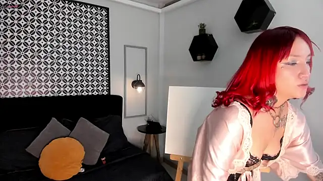 Snapshot of Angel_Blck chatting on 11/18/25, 03:16 Angel Blck online show from 11/18/25, 03:16