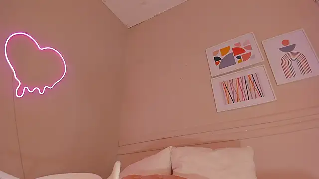  aleja x online show from 09/15/25, 11:43