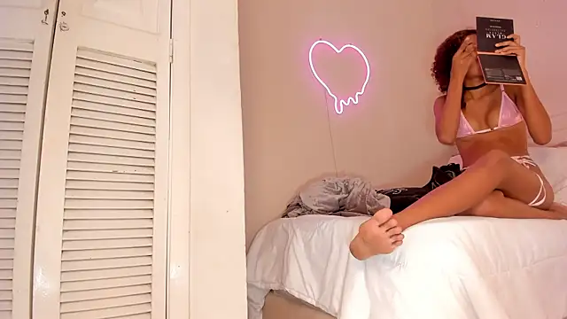  aleja x online show from 09/29/25, 11:37