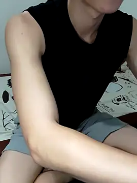 Snapshot of CYCYCYCYCY chatting on 09/30/25, 02:22 CYCYCYCYCY online show from 09/30/25, 02:22