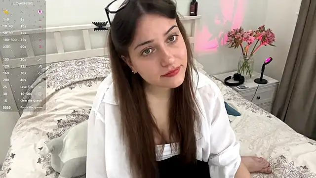 RachaelJuntunen online show from 09/27/25, 06:51