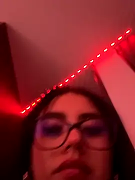 Victoria alson online show from 10/19/25, 02:23