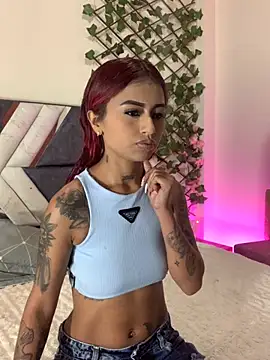 Snapshot of Dirty_isabella18 chatting on 12/02/25, 07:53 Dirty isabella18 online show from 12/02/25, 07:53