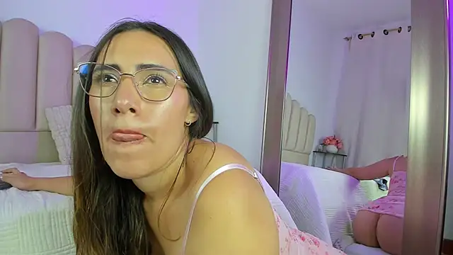 Valey x online show from 06/30/26, 04:24