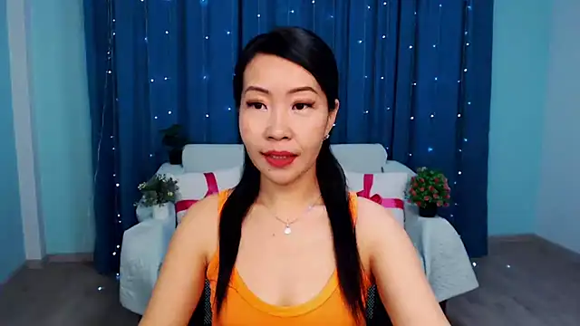 LiaPak online show from 10/28/25, 12:58