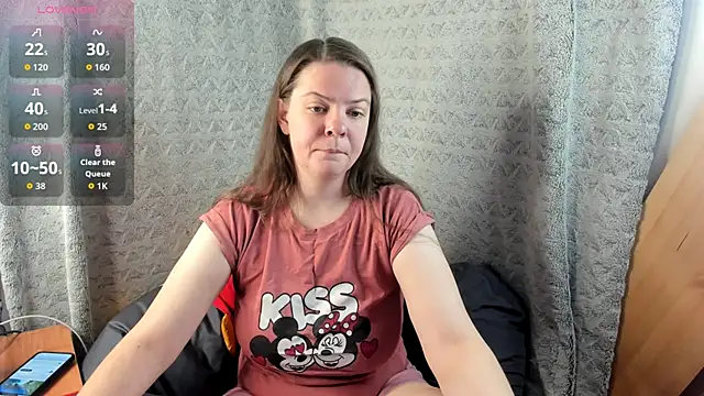 MiaLores online show from 10/14/25, 07:31