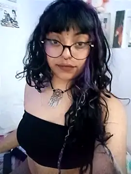 Kirmy mi online show from 09/10/25, 05:24