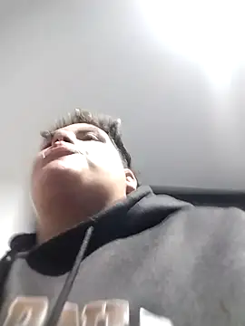 Snapshot of Hailey_Curvy chatting on 11/04/25, 03:05 Hailey Curvy online show from 11/04/25, 03:05