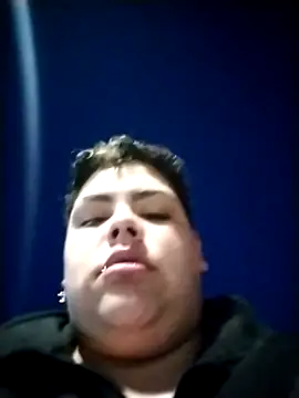 Snapshot of Hailey_Curvy chatting on 12/14/25, 11:09 Hailey Curvy online show from 12/14/25, 11:09