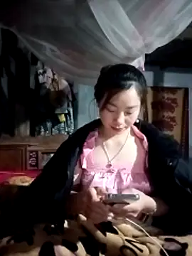 Snapshot of milo123-xx chatting on 03/14/26, 01:38 milo123-xx online show from 03/14/26, 01:38
