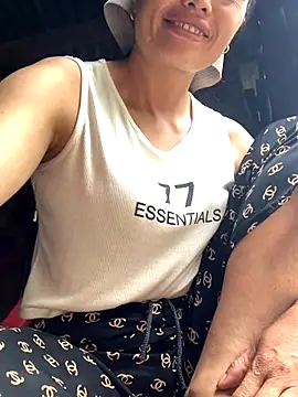 rosa-1200 online show from 09/28/25, 03:01