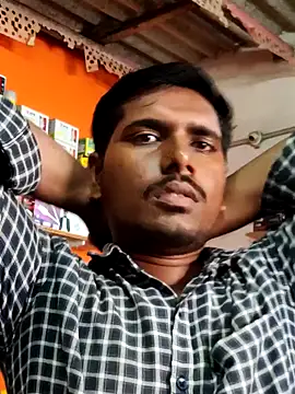 Snapshot of Markroco696 chatting on 09/18/25, 02:35 Markroco696 online show from 09/18/25, 02:35