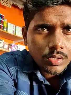 Snapshot of Markroco696 chatting on 09/19/25, 02:35 Markroco696 online show from 09/19/25, 02:35