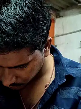 Snapshot of Markroco696 chatting on 10/13/25, 02:44 Markroco696 online show from 10/13/25, 02:44