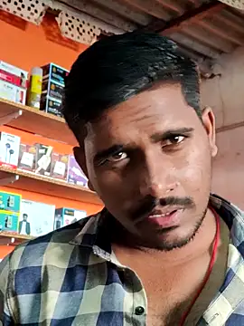 Snapshot of Markroco696 chatting on 11/07/25, 03:39 Markroco696 online show from 11/07/25, 03:39