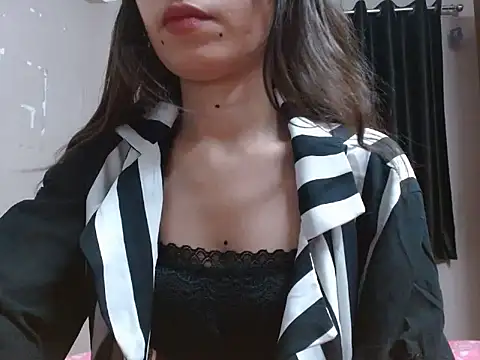 zaanbi online show from 05/26/26, 06:37
